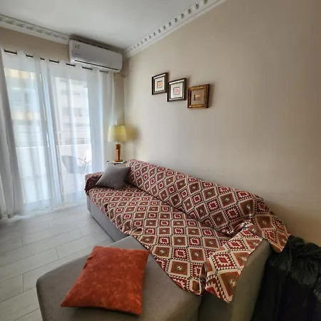 Apartment Nila's Comfy Qerret