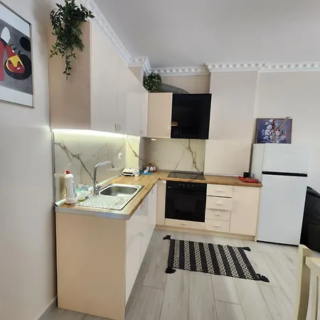 Apartment Nila's Comfy Qerret Golem (Tirana)